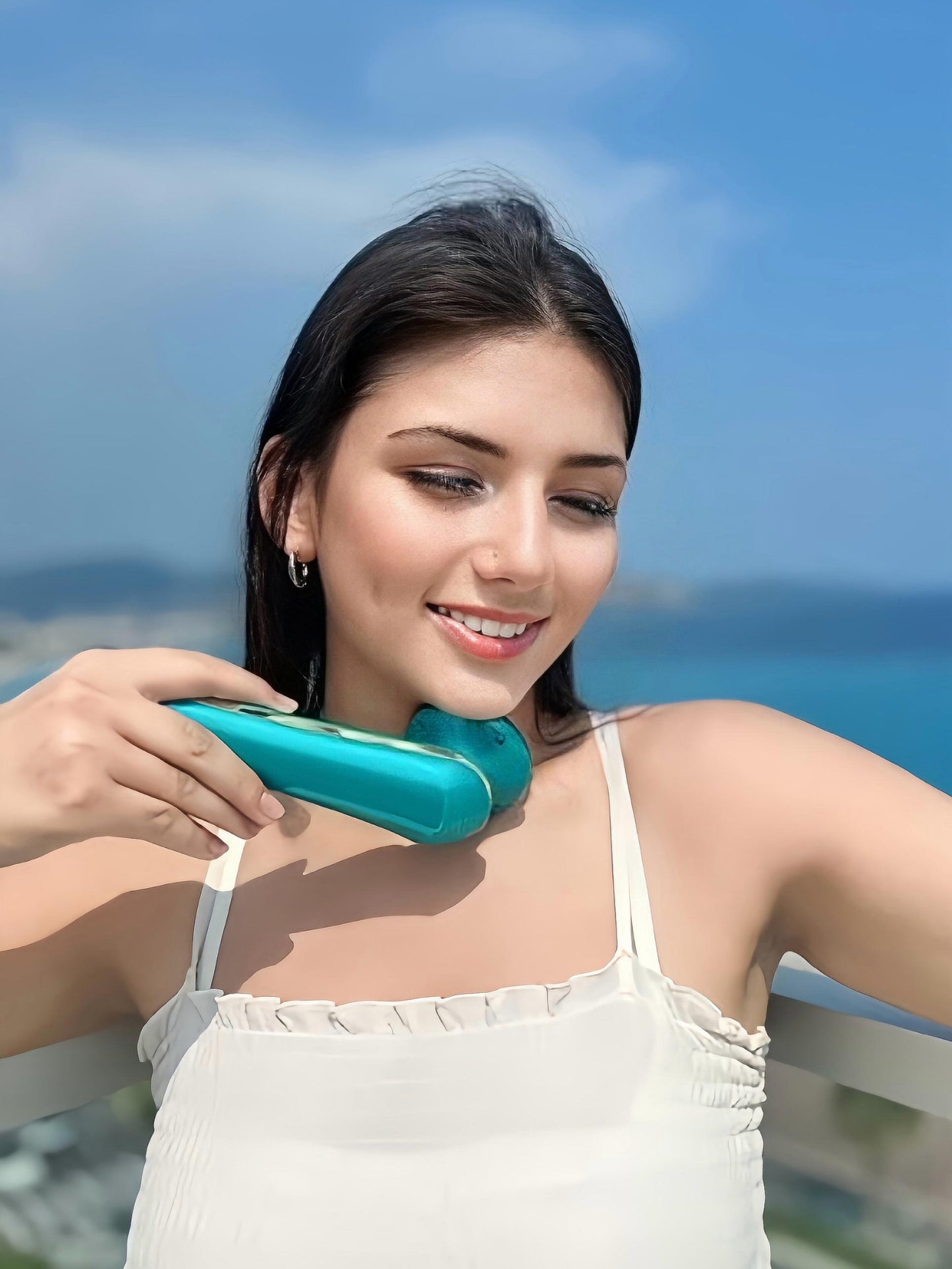 LUNA: The Ultimate Ultrasonic Cleaner for Radiant Skin